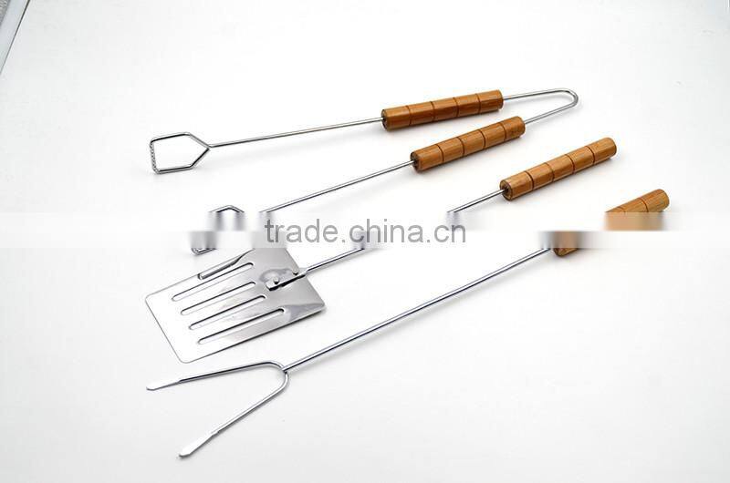 2016 hot selling BBQ tool set with wooden handle