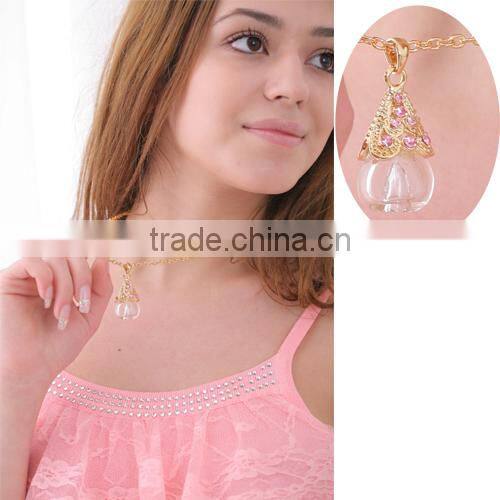 Luxury enjoyment Necklace Pendant Glass Perfume bottle jewelry Necklace