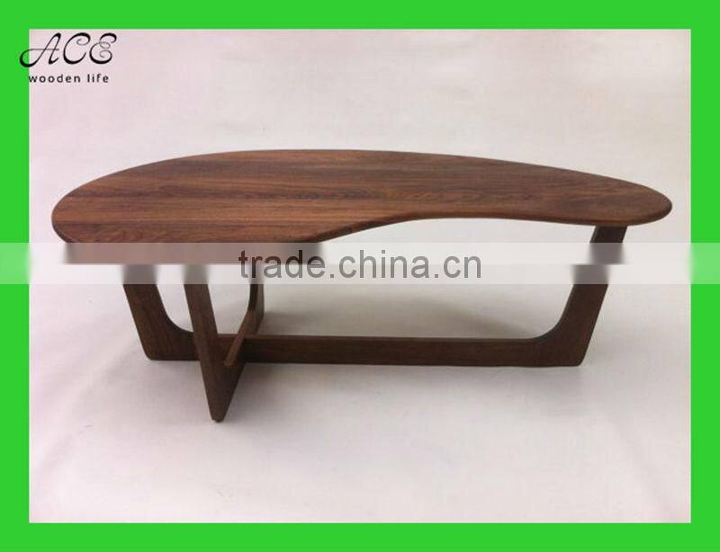 Mid Century Modern walnut Coffee Table