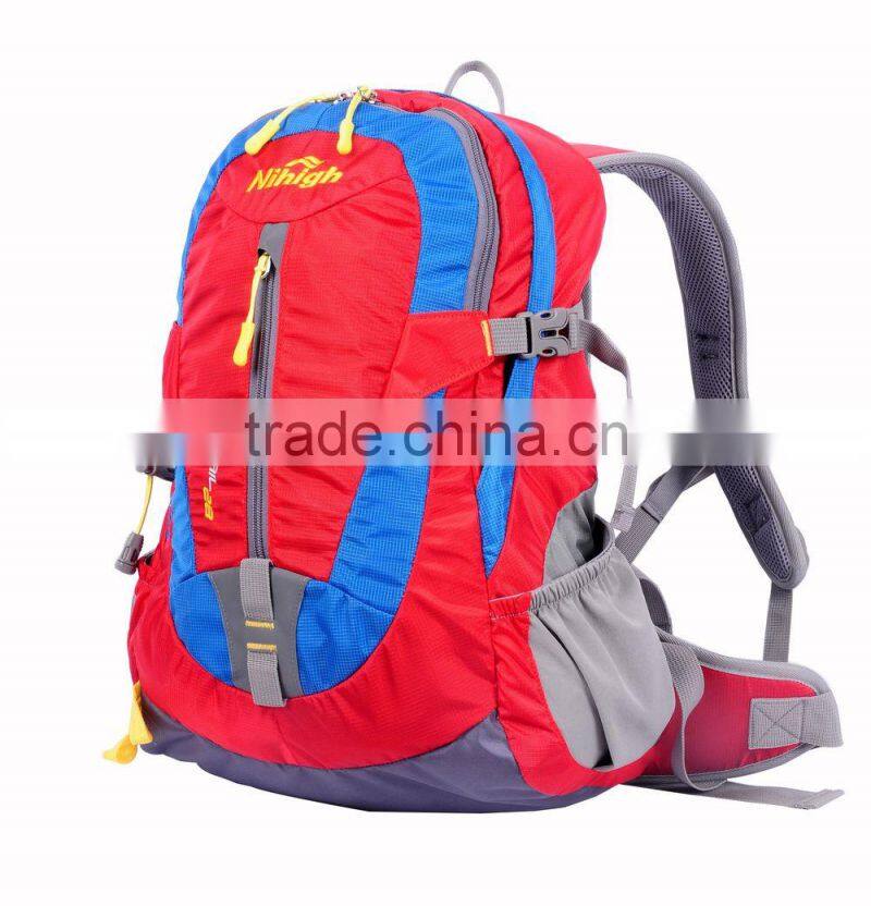 Cheap foldable backpack with pouch