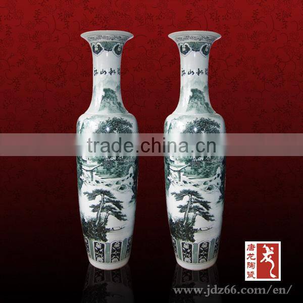 Fine on-glazed floor standing vases with Great Wall pattern chinese floor vases