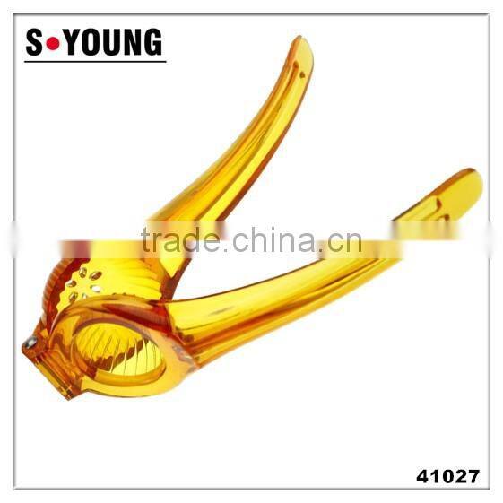 41027 Lemon and Lime Juice Squeezer