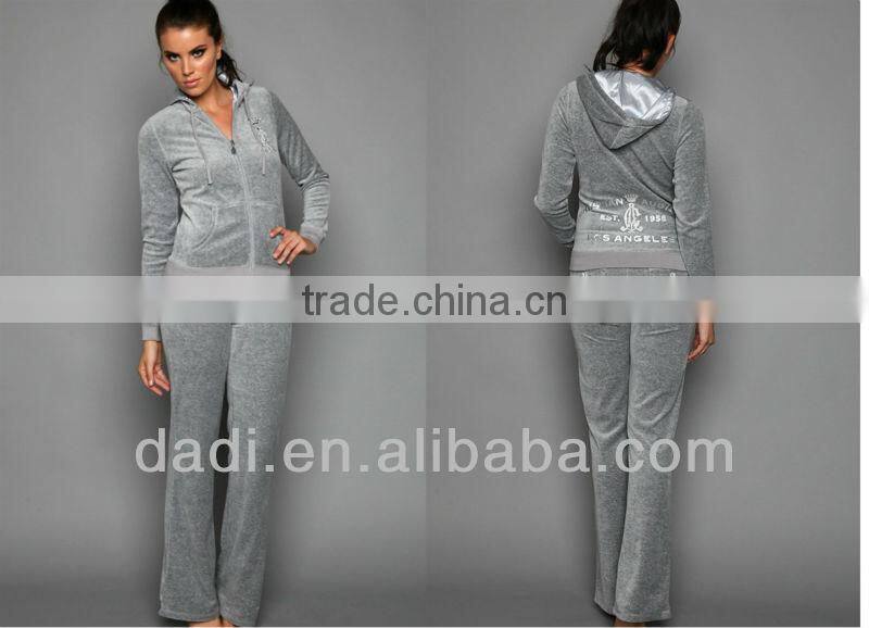 Canada High Quality Green Velour Women Tracksuit With Hoodie Embroidery , Velour Set