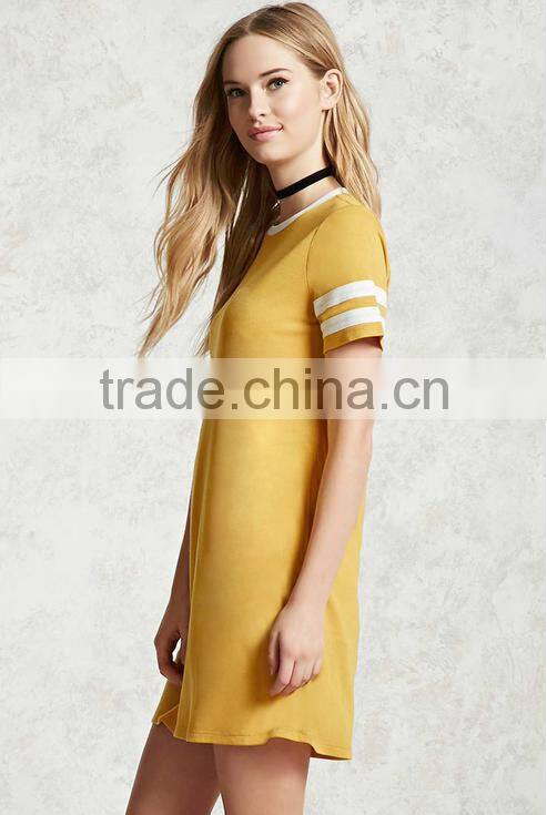 Woman Short Sleeve Round Neck Contrasting Varsity Stripes T-shirt Casual Shift Dress