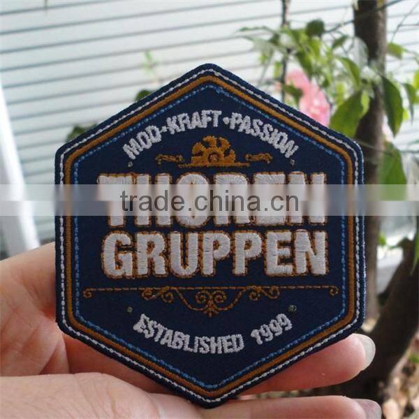 2016 china high quality custom personalized embroidery blank patches with merrow border