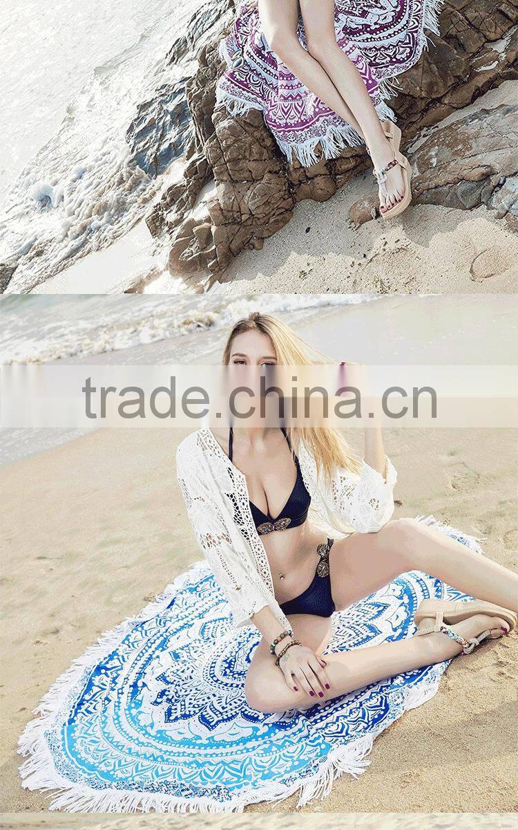 Microfiber screen print round beach blanket
