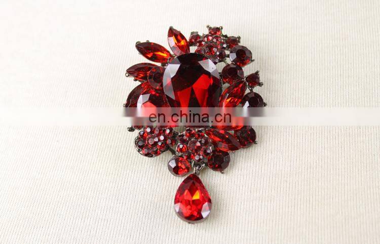 2017 elegant pins and not allergic rhinestone brooches