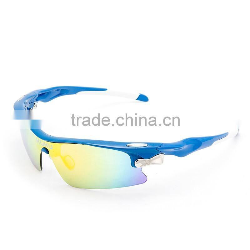 Fashion flexible high quality pc material TR polarized riding sport interchangeable sunglasses