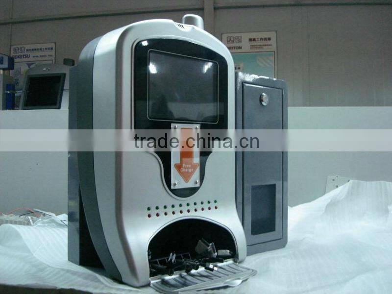 Cash-operated 8'' LCD Mobile Battery Charging Station