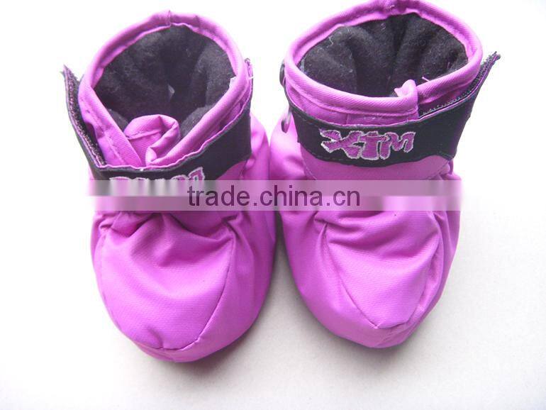2014 Made In China Handmade Baby Walking Shoes