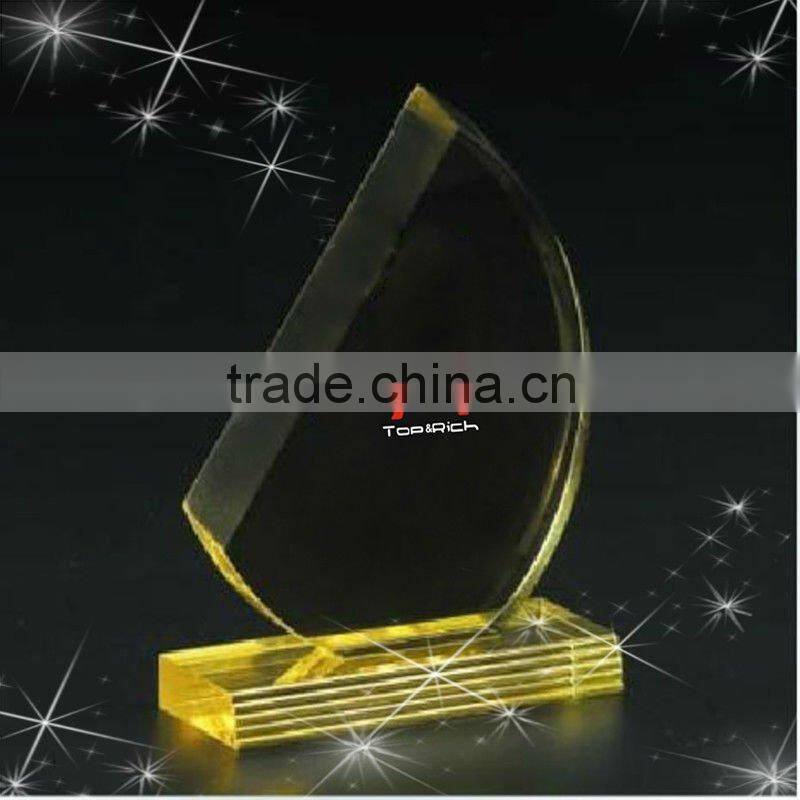 Top grade quality trophy with artificial style