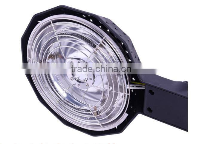 Rotating barbecue grill for low-grease food