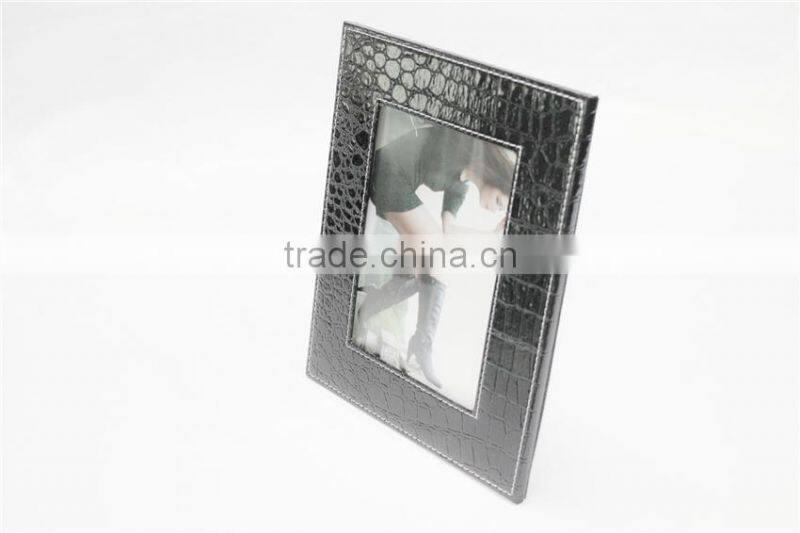 Most popular exquisite and high quality square leather holding photo picture frame