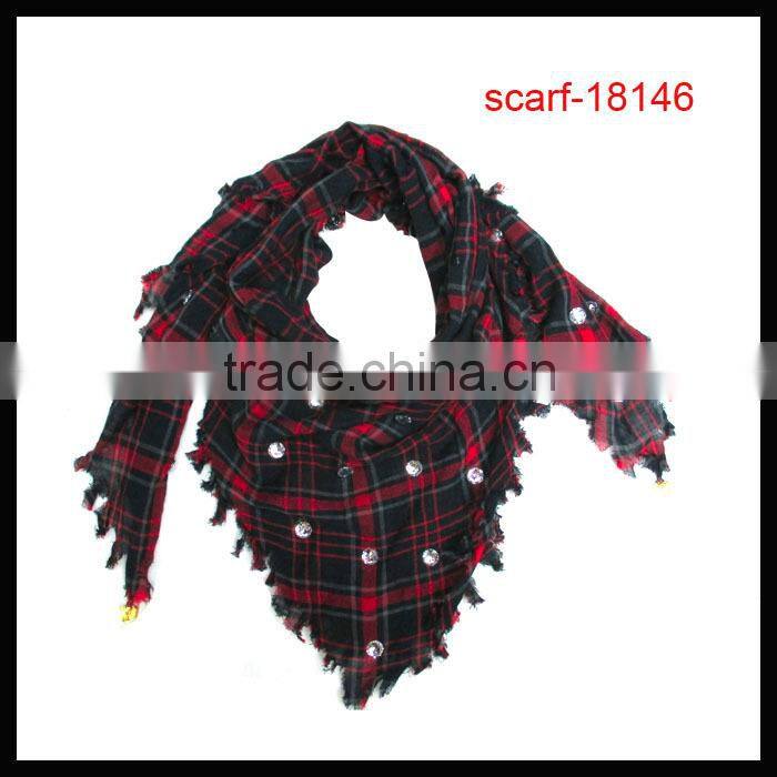 fashion lady polyester chevron triangle scarf tassel