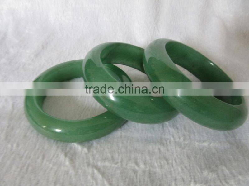 Wholesale fashion emerald crystal bracelet as gift