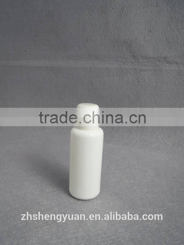 Grouped traveling plastic bottles set