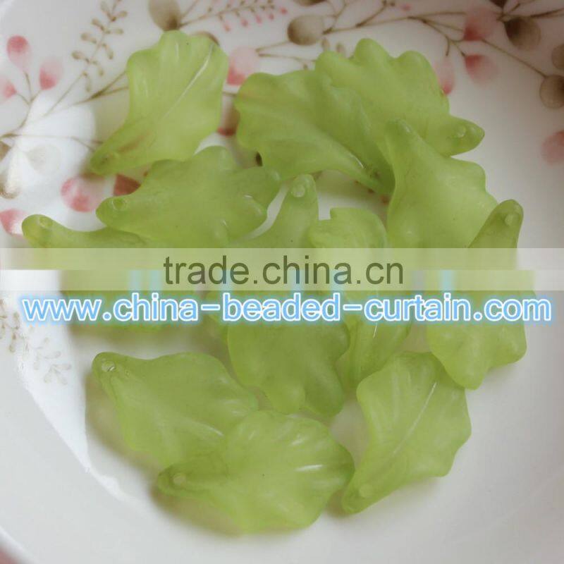 Hot Sale 15*24mm Transparent Frosted Leaves Shaped Acrylic Beads Plastic Pendants for Craft Making