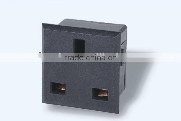 Hot selling power supply UK 3 pin AC wall socket 13A 250V