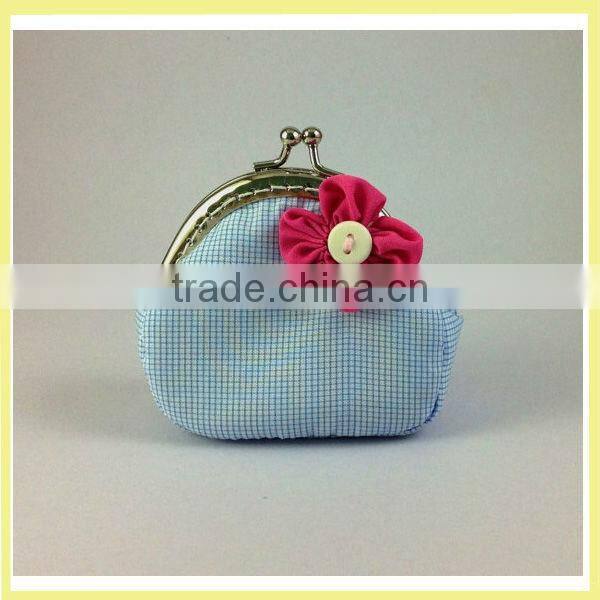 Cute Metal Frame Purse