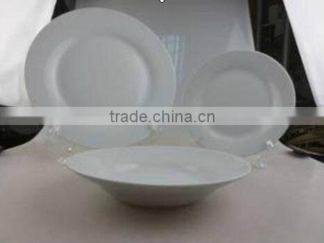 18 pcs white porcelain dinner set