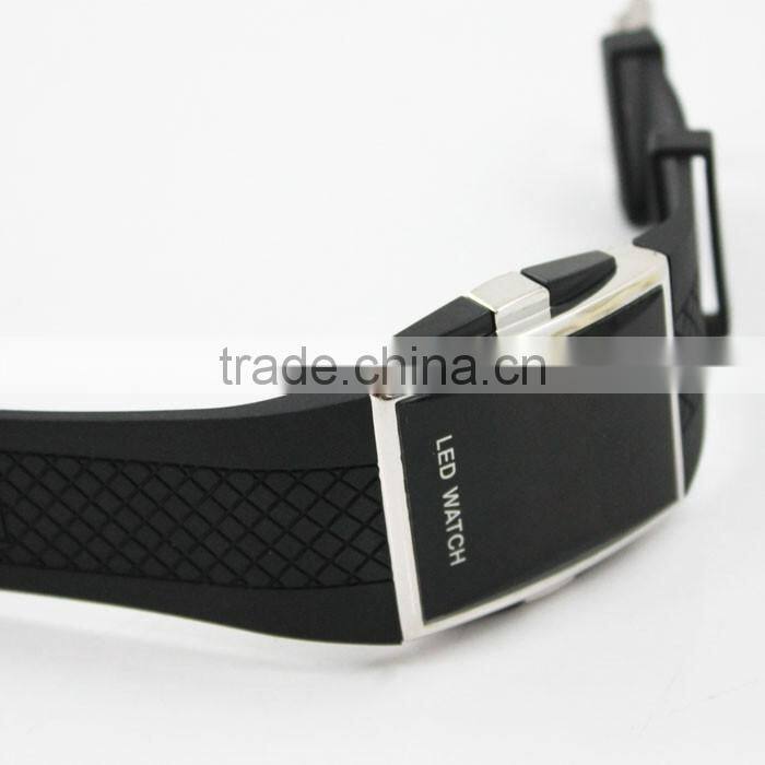 Sport Style LED Digital Date Lady Men Watch