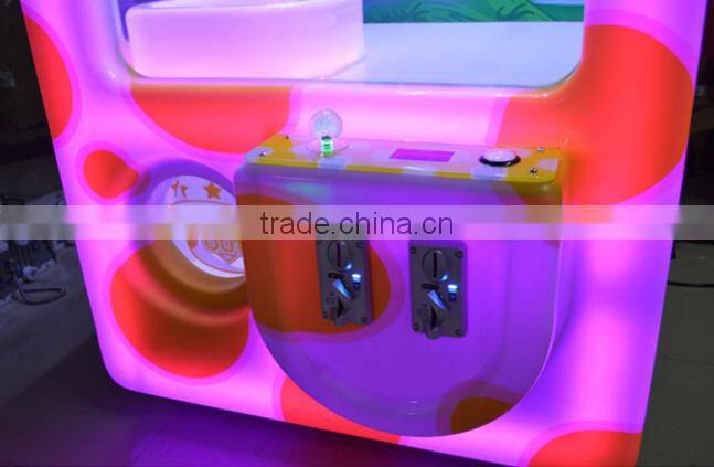 2015 new prize claw crane machine mushroom /coin operated plush mini candy toy doll vending crane machine for sale