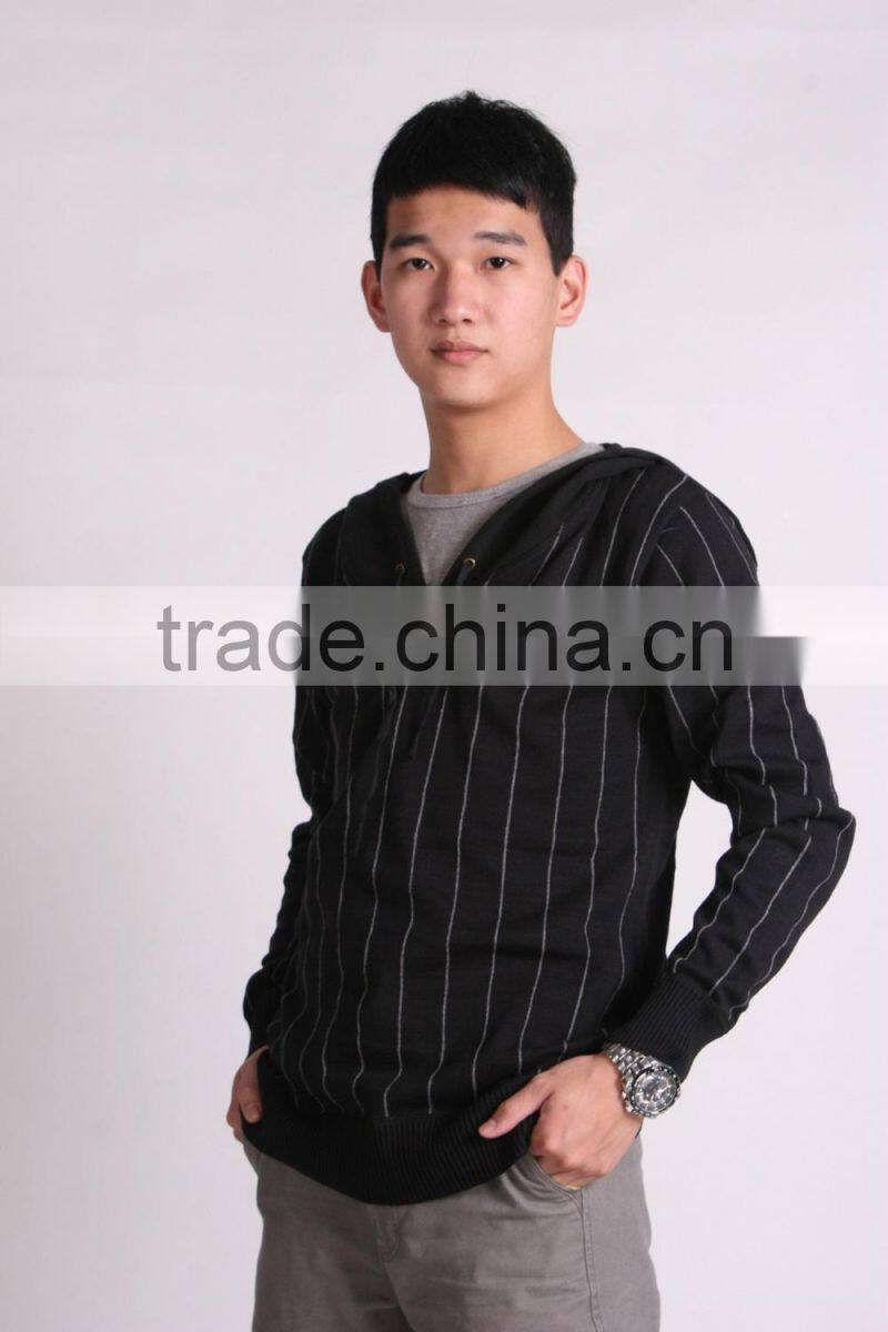 Hot Winter Men's Vertical Stripe Sweater