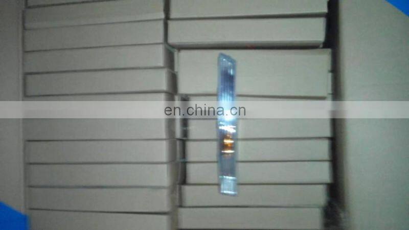 Car Front Bumper Turn Signal Light Lamp Lens Indicator for VW Passat B6 3C0953041E / 3C0953042E