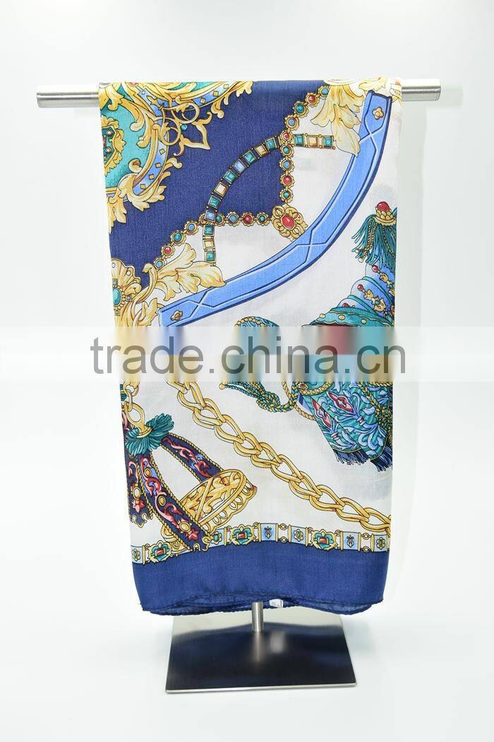 2015 new design silk scarf shawl of animal pattern