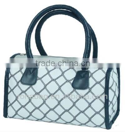 2014 cute wholesale barrel shopping coolerbag with handle