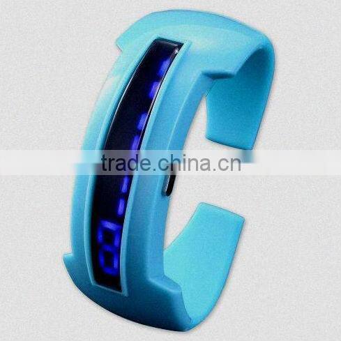 Robot Style White Silicone LED Flash Sport Bracelet Wrist Watch