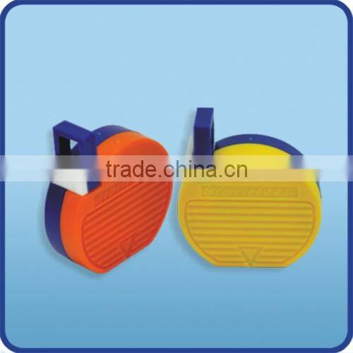 Newborn heel safety lancet