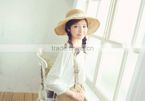 Custom Wholesale handmade fashion floppy wide brim straw hats with lace