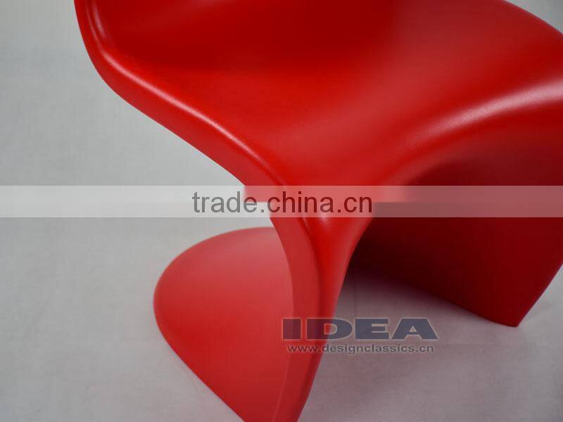 Replica Verner Chair - Red Color