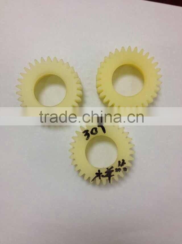 China Supplier Offering Types of Nylon Sprocket Gears for Electric Tricycle