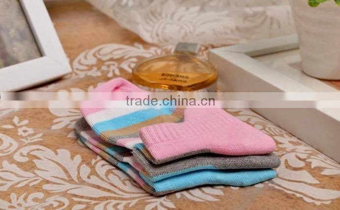 Colorful Stripe Five Toe socks