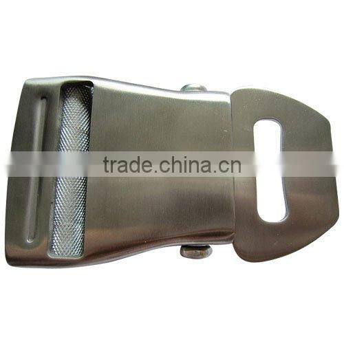 Strong aircraft buckle