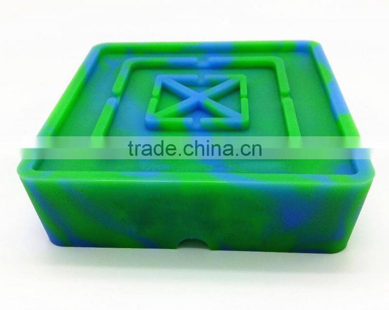 Unbreakable flexible heat resistant Sqaure multi-functional smokeless silicone custom made portable ashtray
