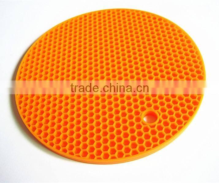 Wholesale FDA food grad round 18cm heat resistant silicone mat