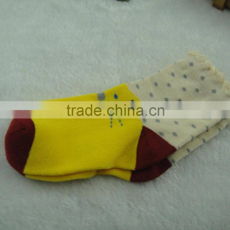 cotton baby sock with white and green color ,wholesale children sock,cute cat,drop style with logo