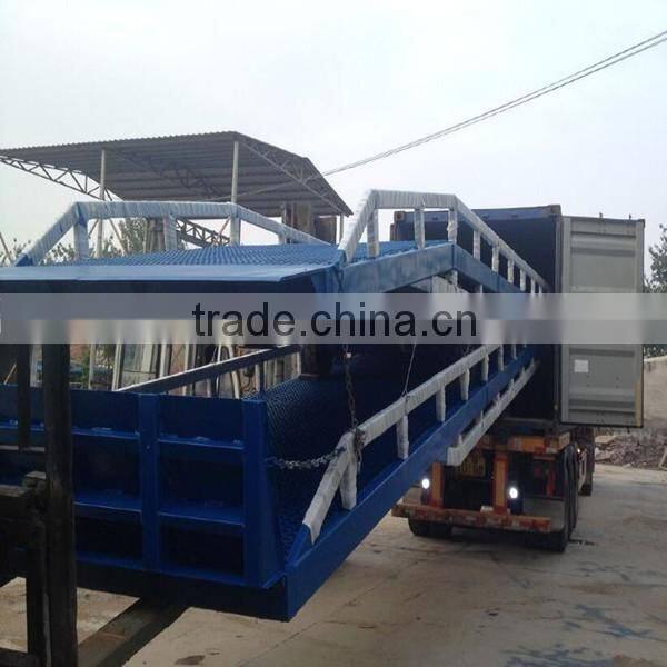 2016 hot sale ! Malaysia hydraulic container forklift docking ramps