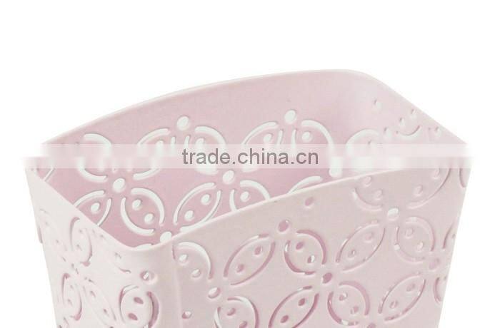 Pink Arc-shaped Metal Punched Pen Ruler Pencil Holder