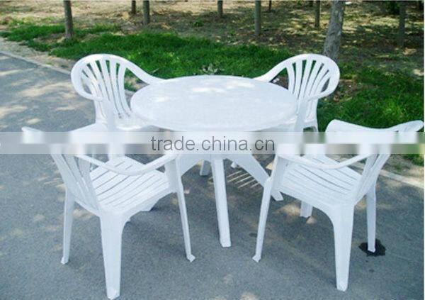 Factory supply durable plastic outdoor table