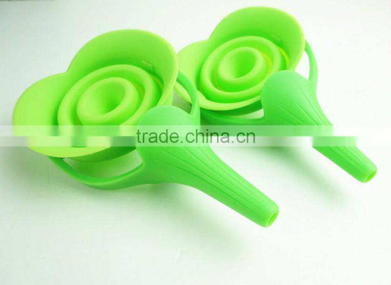 16126 silicone folding funnel with pp handle