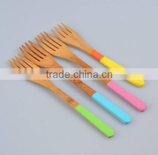 2017 Fashion bamboo vegetable &fruit fork