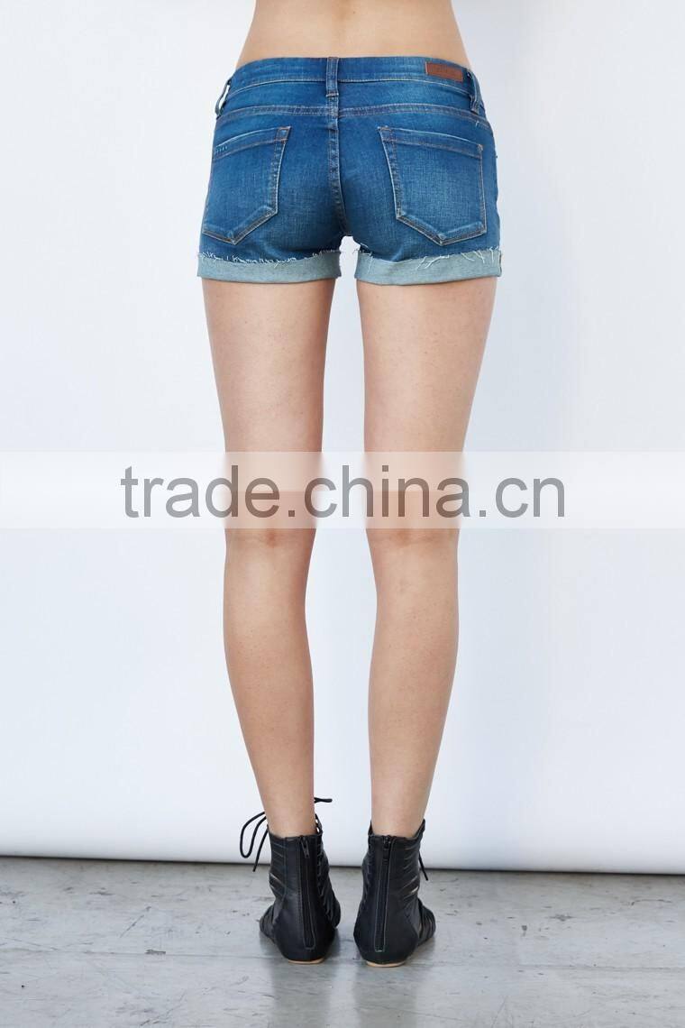 Latest Shorts Woman Middle Rise Sexy Denim Jeans Shorts Ladies Short Jeans
