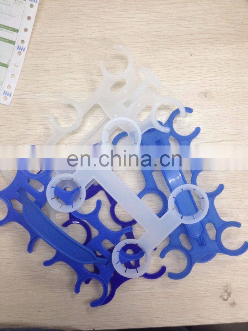 6 pack carry Plastic bottle handle for water juice bottle