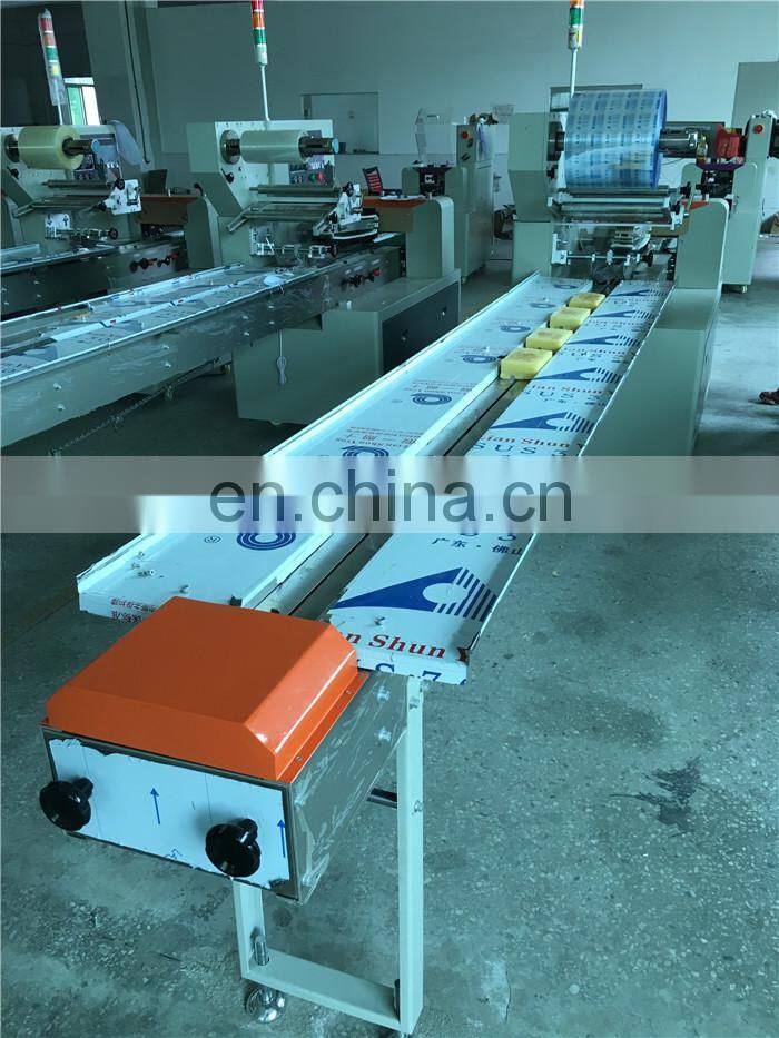 Automatic baby diaper packing machine