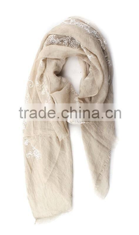Charm Elegant Flower Embroideried Cotton Hijab Scarf Women