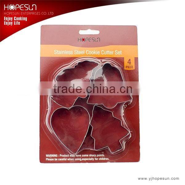 Newfangled 4pcs metal cookie cutter set wth biscuits chocolate molds set